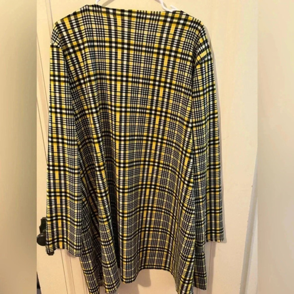 SHEIN plaid cardigan 5X no tag, but never worn.
